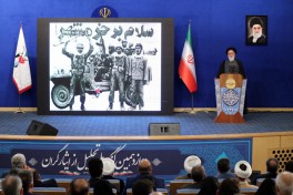 فاتحوا مدینة خرمشهر خلقوا المعجزة فاتحوا مدینة خرمشهر خلقوا المعجزة