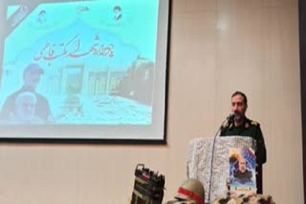 شهید سلیمانی تربیت یافته دانشگاه دفاع مقدس و مکتب امام خمینی (ره) بود