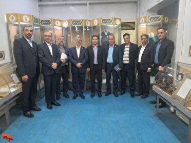 کارکنان بانک مسکن از موزه مرکزی شهدا بازدید کردند