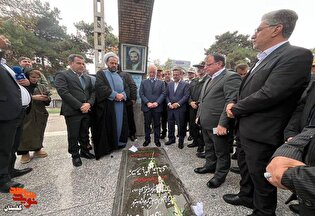 حضور وزیر کشور در گلزار شهدای گرگان