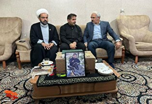 دیدار مشاور رئیس بنیاد شهید با خانواده شهید «حمزه‌ای»...